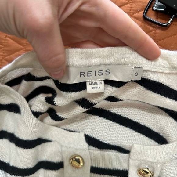 Reiss women’s black & off white sweater dress with gold button detail size small - Picture 3 of 6